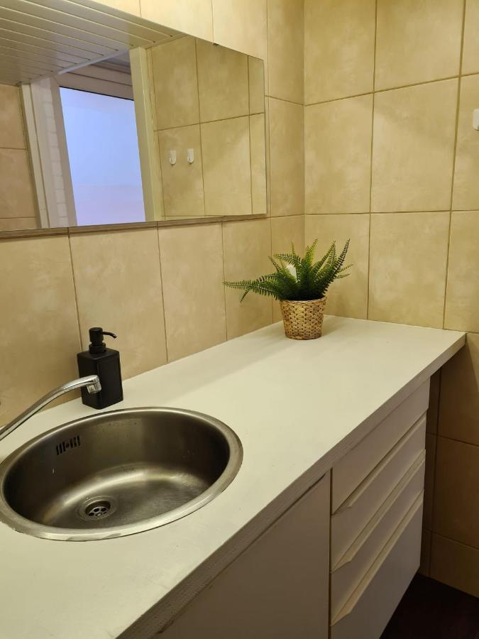 Ruim Appartement In Centrum Yerseke 6 Personen Exterior foto